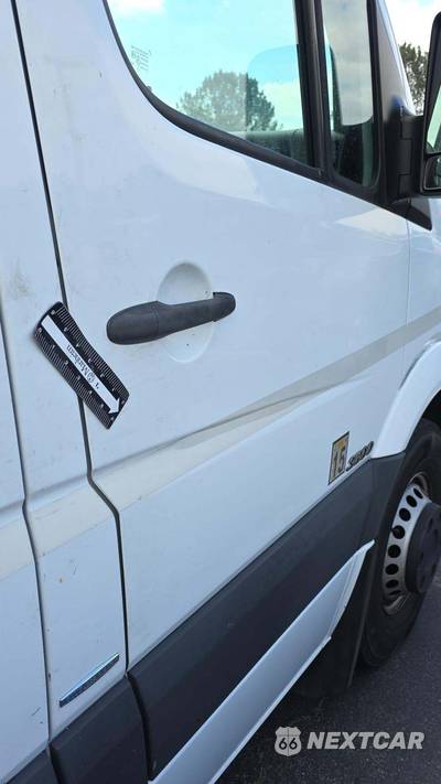 2013 Mercedes-Benz Sprinter 3500 Cargo Van High Roof 144.3" WB - zdjęcie 30 z 33 - miniatura