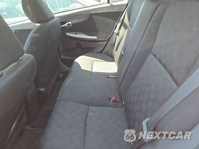 2010 Toyota Corolla - zdjęcie 13 z 34 - miniatura