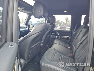 2021 Mercedes-Benz G 550 4MATIC - zdjęcie 13 z 28 - miniatura