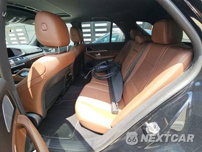 2025 Mercedes-Benz GLE 450e 4MATIC - zdjęcie 13 z 25 - miniatura