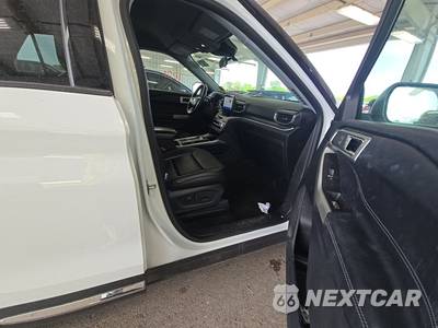 2022 Ford Explorer XLT - zdjęcie 8 z 22 - miniatura