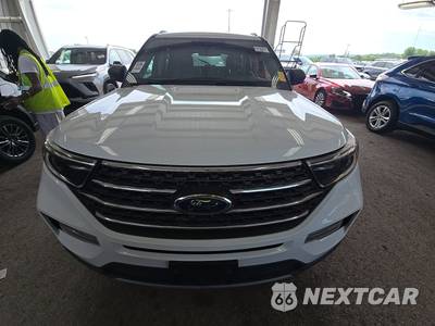2022 Ford Explorer XLT - zdjęcie 2 z 22 - miniatura