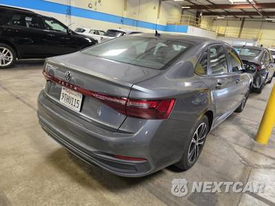 2025 Volkswagen Jetta Sport - zdjęcie 9 z 24 - miniatura