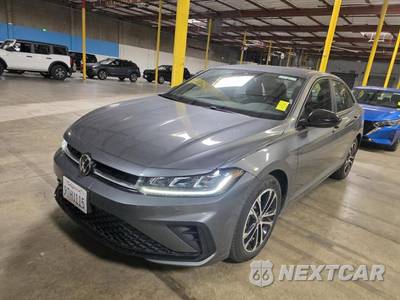 2025 Volkswagen Jetta Sport - zdjęcie 1 z 24 - miniatura