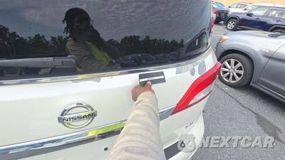 2012 Nissan Quest LE 118.1" WB - zdjęcie 25 z 37 - miniatura