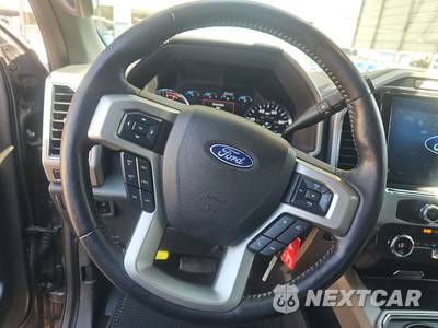 2022 Ford Super Duty F-350 Lariat Crew Cab Long Bed - zdjęcie 10 z 24 - miniatura