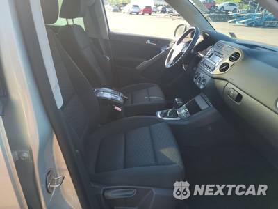 2009 Volkswagen Tiguan SE - zdjęcie 8 z 37 - miniatura