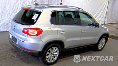 2009 Volkswagen Tiguan SE - zdjęcie 4 z 37 - miniatura