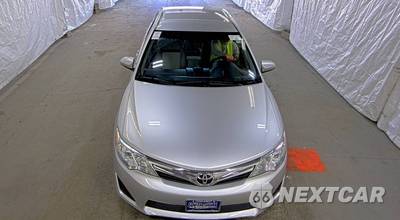 2013 Toyota Camry LE - zdjęcie 2 z 28 - miniatura