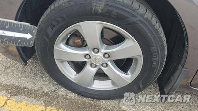2017 Toyota Sienna LE 8-Passenger 119.3" WB - zdjęcie 26 z 60 - miniatura