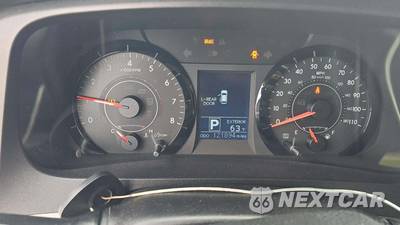 2017 Toyota Sienna LE 8-Passenger 119.3" WB - zdjęcie 36 z 60 - miniatura
