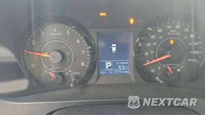 2017 Toyota Sienna LE 8-Passenger 119.3" WB - zdjęcie 18 z 60 - miniatura