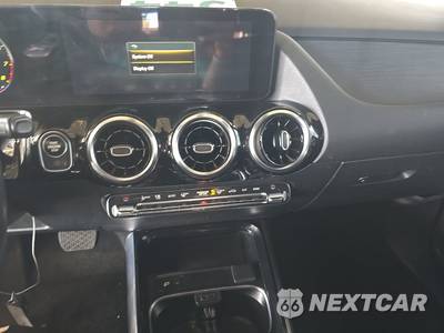 2022 Mercedes-Benz GLA 250 - zdjęcie 11 z 33 - miniatura