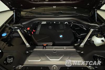 2025 BMW X4 Sports Activity Coupe xDrive30i - zdjęcie 23 z 27 - miniatura