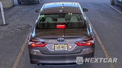 2021 Toyota Camry Hybrid LE - zdjęcie 5 z 26 - miniatura