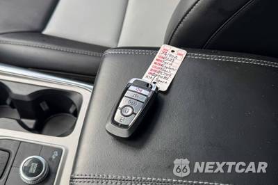2023 Ford Explorer XLT - zdjęcie 33 z 38 - miniatura