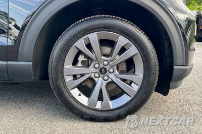 2023 Ford Explorer XLT - zdjęcie 10 z 38 - miniatura