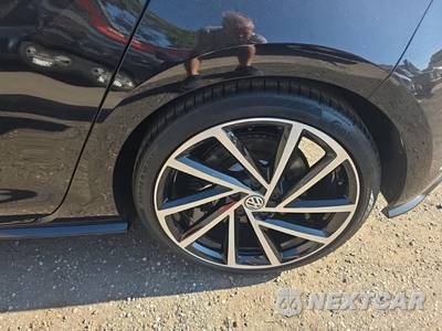 2019 Volkswagen Golf R Hatchback w/DCC & Navigation - zdjęcie 11 z 23 - miniatura