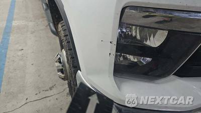 2024 Chevrolet Silverado 3500HD Cab Chassis LT Crew Cab 1LT DRW - zdjęcie 21 z 25 - miniatura