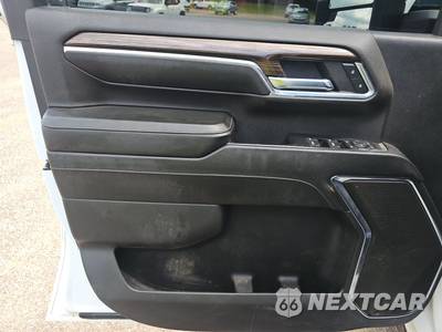 2024 Chevrolet Silverado 3500HD Cab Chassis LT Crew Cab 1LT DRW - zdjęcie 9 z 25 - miniatura