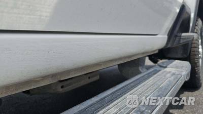 2024 Chevrolet Silverado 2500HD LT Crew Cab Medium Bed 1LT - zdjęcie 23 z 42 - miniatura
