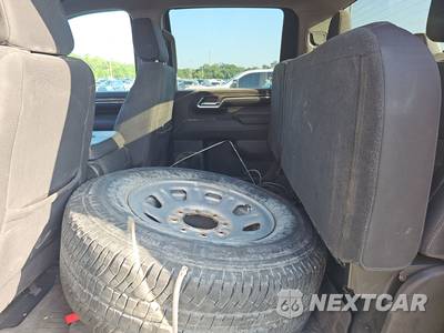 2024 Chevrolet Silverado 2500HD LT Crew Cab Medium Bed 1LT - zdjęcie 13 z 42 - miniatura
