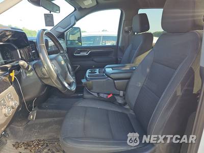 2024 Chevrolet Silverado 2500HD LT Crew Cab Medium Bed 1LT - zdjęcie 7 z 42 - miniatura