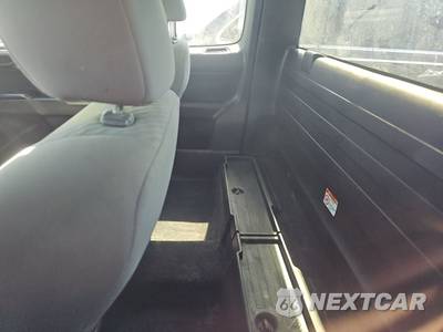 2022 Toyota Tacoma SR Extended Cab Long Bed w/Rear Doors - zdjęcie 13 z 22 - miniatura