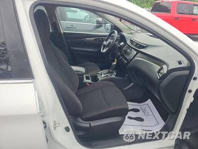 2019 Nissan Rogue Sport S - zdjęcie 8 z 24 - miniatura