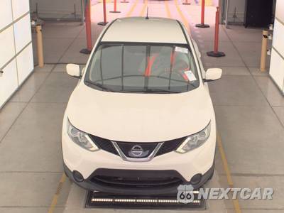 2019 Nissan Rogue Sport S - zdjęcie 2 z 24 - miniatura
