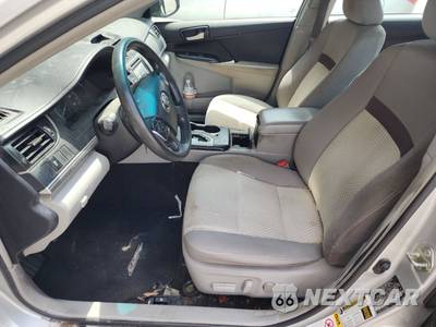 2014 Toyota Camry LE - zdjęcie 7 z 26 - miniatura