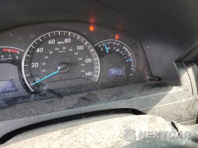 2014 Toyota Camry LE - zdjęcie 12 z 26 - miniatura