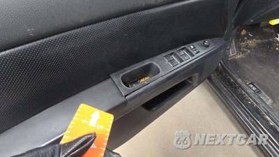 2011 Nissan Sentra 2.0 SL - zdjęcie 36 z 43 - miniatura