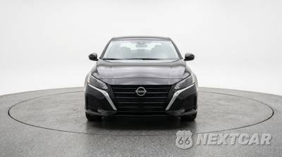 2025 Nissan Altima SV - zdjęcie 2 z 12 - miniatura