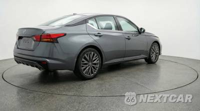 2025 Nissan Altima SV - zdjęcie 7 z 12 - miniatura