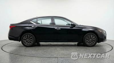 2025 Nissan Altima SV - zdjęcie 8 z 12 - miniatura