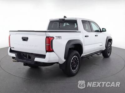 2025 Toyota Tacoma TRD Off-Road Crew Cab Medium Bed - zdjęcie 7 z 12 - miniatura