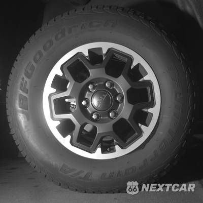 2025 Toyota Tacoma TRD Off-Road Crew Cab Medium Bed - zdjęcie 12 z 12 - miniatura