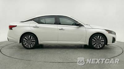 2025 Nissan Altima SV - zdjęcie 8 z 12 - miniatura