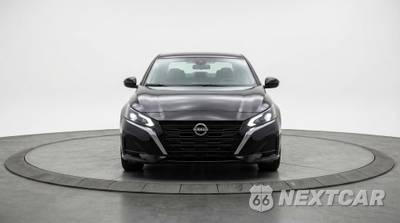 2025 Nissan Altima SV - zdjęcie 2 z 12 - miniatura