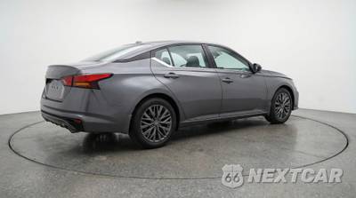 2025 Nissan Altima SV - zdjęcie 7 z 12 - miniatura