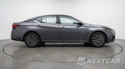 2025 Nissan Altima SV - zdjęcie 8 z 12 - miniatura