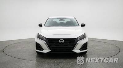 2025 Nissan Altima SV - zdjęcie 2 z 12 - miniatura