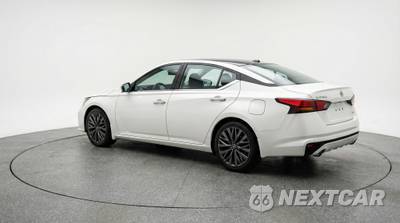 2025 Nissan Altima SV - zdjęcie 5 z 12 - miniatura