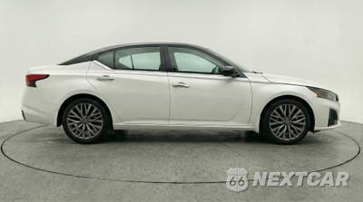 2025 Nissan Altima SV - zdjęcie 8 z 12 - miniatura