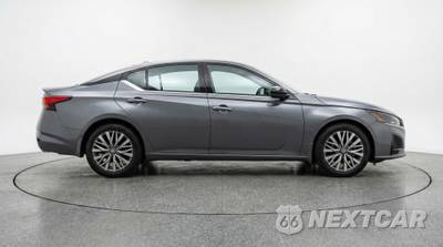 2025 Nissan Altima SV - zdjęcie 8 z 12 - miniatura