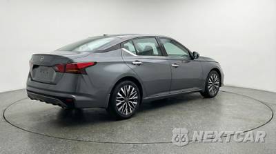 2025 Nissan Altima SV - zdjęcie 5 z 12 - miniatura