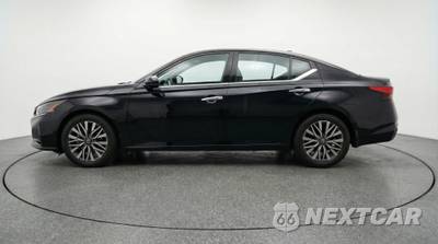 2025 Nissan Altima SV - zdjęcie 4 z 12 - miniatura