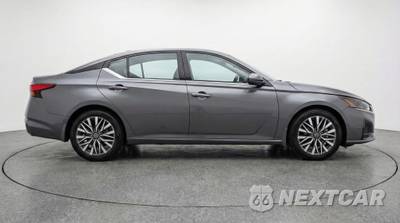 2025 Nissan Altima SV - zdjęcie 8 z 12 - miniatura