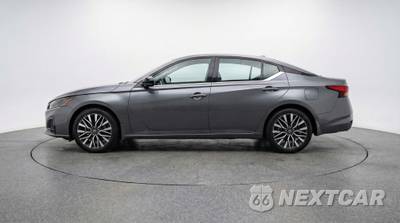 2025 Nissan Altima SV - zdjęcie 4 z 12 - miniatura